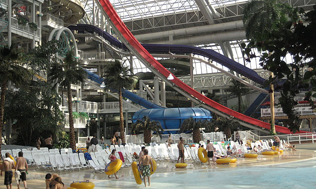 17 FUN Things to do in West Edmonton Mall (other than shopping!)