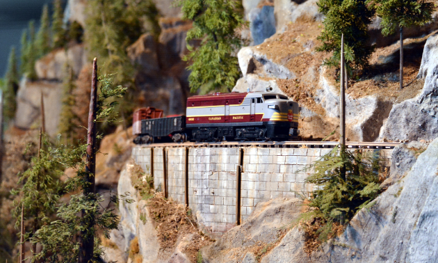 A giant display of the Kootenay landscape can be admired within the Cranbrook History Centre. Its lone occupant is a model train that winds throughout its curves and caves. 