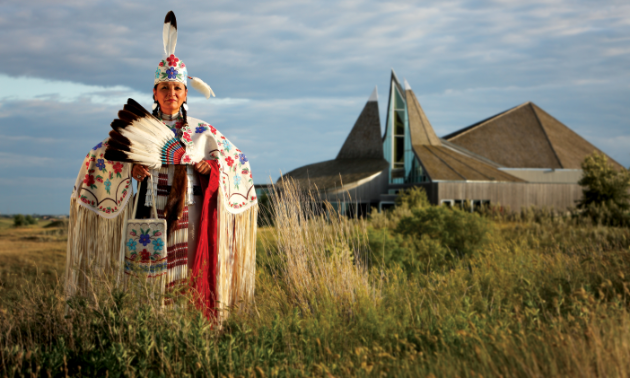 Learn about the First Nations culture, and enjoy the beautiful scenery and trails at Wanuskewin Heritage Park. 