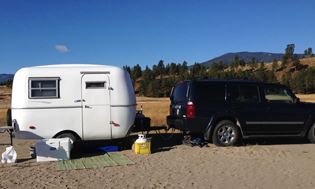 A vintage Boler on the beach, owned by Phil & Debbie Budiselich. 