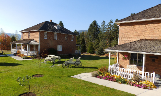 The Doukhobor Discovery Centre replicates a Doukhobor communal village.