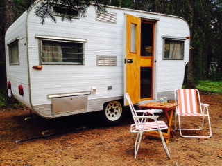 Picture of trailer.