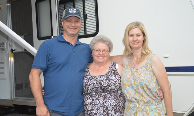 Dwayne, Bernadette and Leah O'Quinn