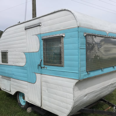 A spiffy powder-blue and white vintage Oasis trailer, spotted in Canal Flats. 