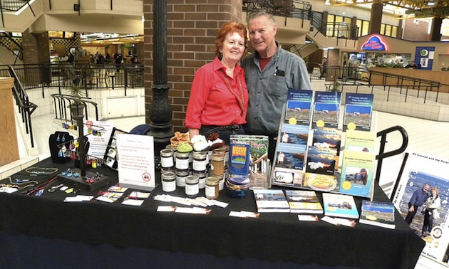 Barb and Dave Rees at the Victoriaville mall at the Thunder Bay Country Market 