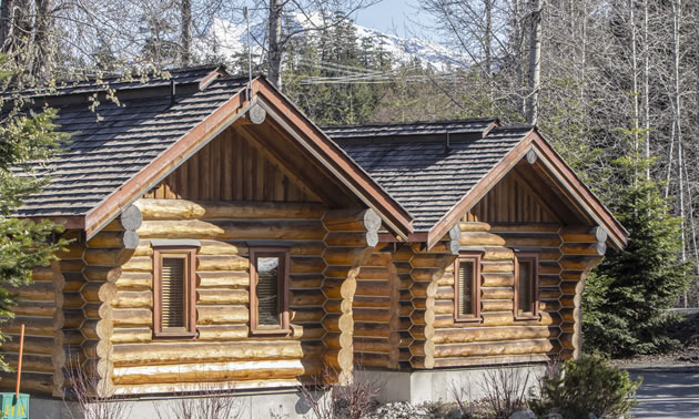 The cabins at Riverside RV Resort are made of Western cedar logs.