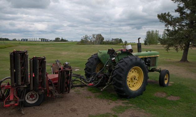 It makes sense that Saskatchewan turf maintenance would be John Deere led. 
