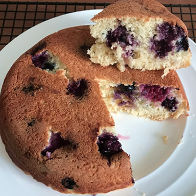 A skillet muffin is a simple centre to build a winter brunch around.