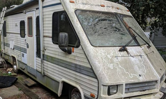 A 1989 Ford Mallard Sprinter motorhome listed for sale on the net.