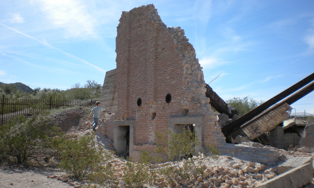 crumbling buildings at swansea ghost town in brenda arizona