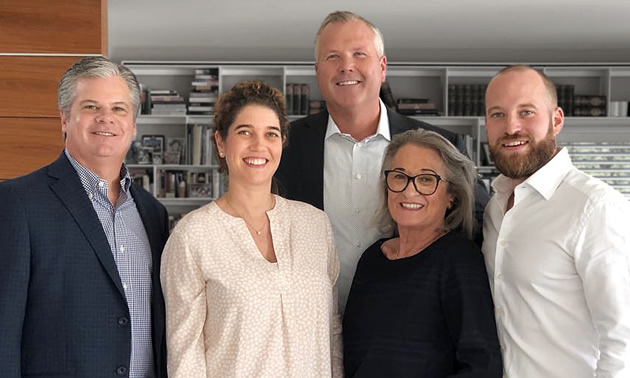 From left to right: Todd Woelfer, Senior Vice President Thor Industries; Carolin Hachenberg, Member of the Supervisory Board EHG; Robert Martin, CEO, Thor Industries;  Gerda Hymer, Christian Hymer, Member of the Supervisory Board EHG. 