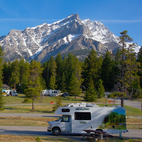 Rvs in front of the mountains
