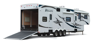 2011 Recon ZX is a 42-foot trailer