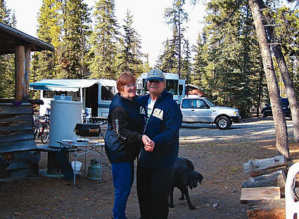 Gord and Gwen dancing