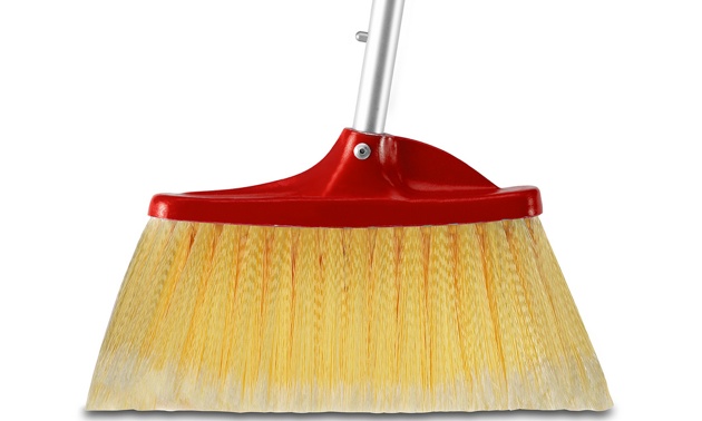 Photo of the Shurhold floor broom.