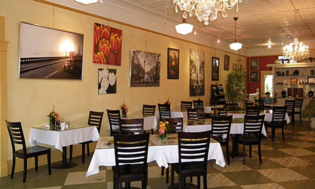 meals in Gravelbourg, SK