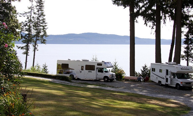 2 RVs parked with an oceanside view Garnet Rock, Powell River.