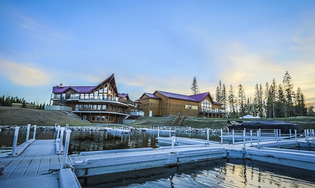 The marina at Candle Lake Golf Resort in Saskatchewan is one of the many amenities for RVers during their stay.