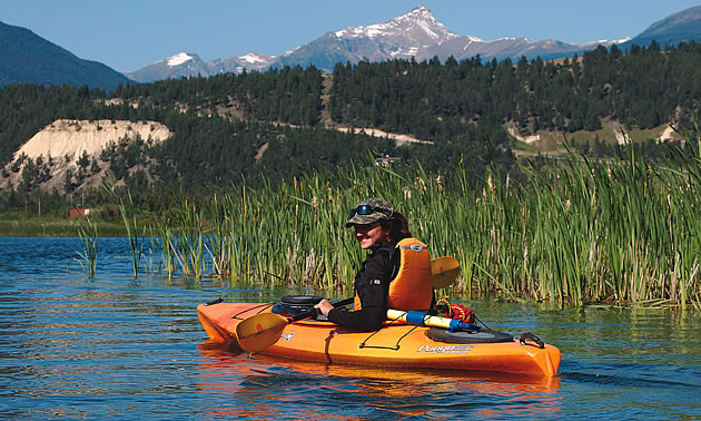woman in a kayak in Fairmont Hot Springs 