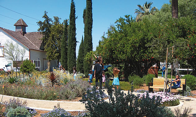garden with people in it, in San Jacinto Museum, CA