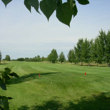 The Melville Golf & Country Club is shown with sunny skies and trees in the background.