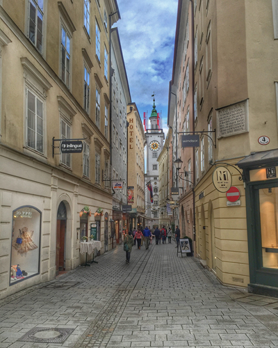 Side street shopping in Vienna.