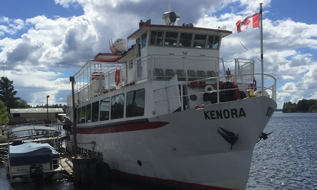 Picture of boat in harbour. 