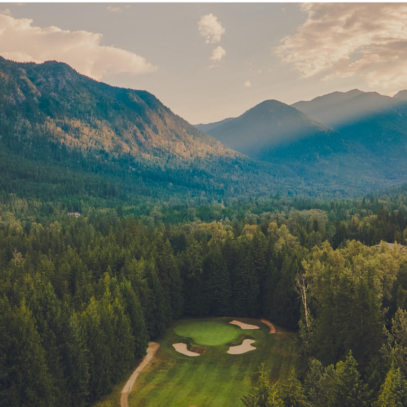 Overview of a golf course