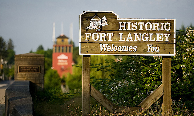 sign entering Fort Langley heritage town