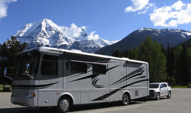 motorhome at Mount Robson