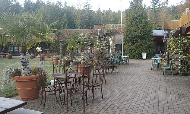 island shop and seating area