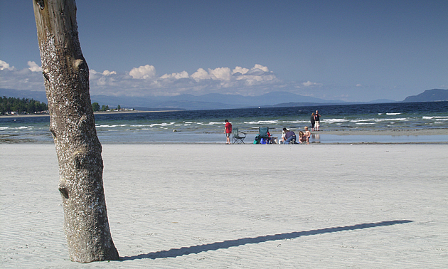 sandy beaches at Qualicum Beach BC