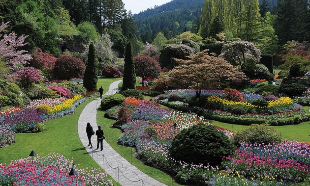 The Sunken Garden was the original garden site in 1904.