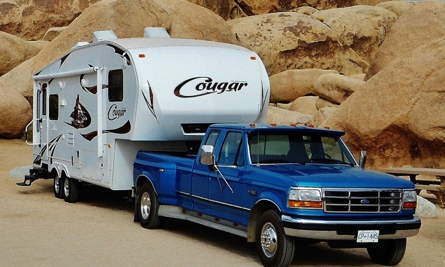 Ray Burr's Rig boondocking. 