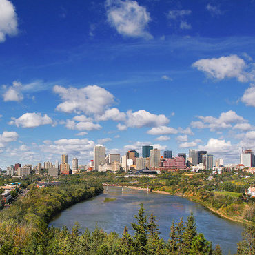 North Saskatchewan River Valley. Photo courtesy Edmonton Economic Development Corporation 