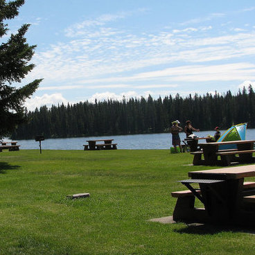 Day use area at the Provincial Park Lac la Jeune, near Kamloops.