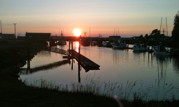 Sunset at Winchester Bay in the boat basin.